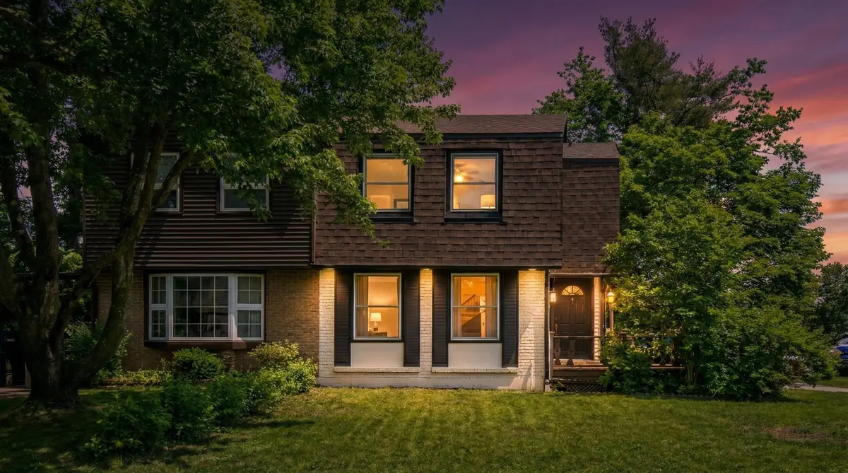 34 Kipling PL, Barrie, ON L4N 4W1