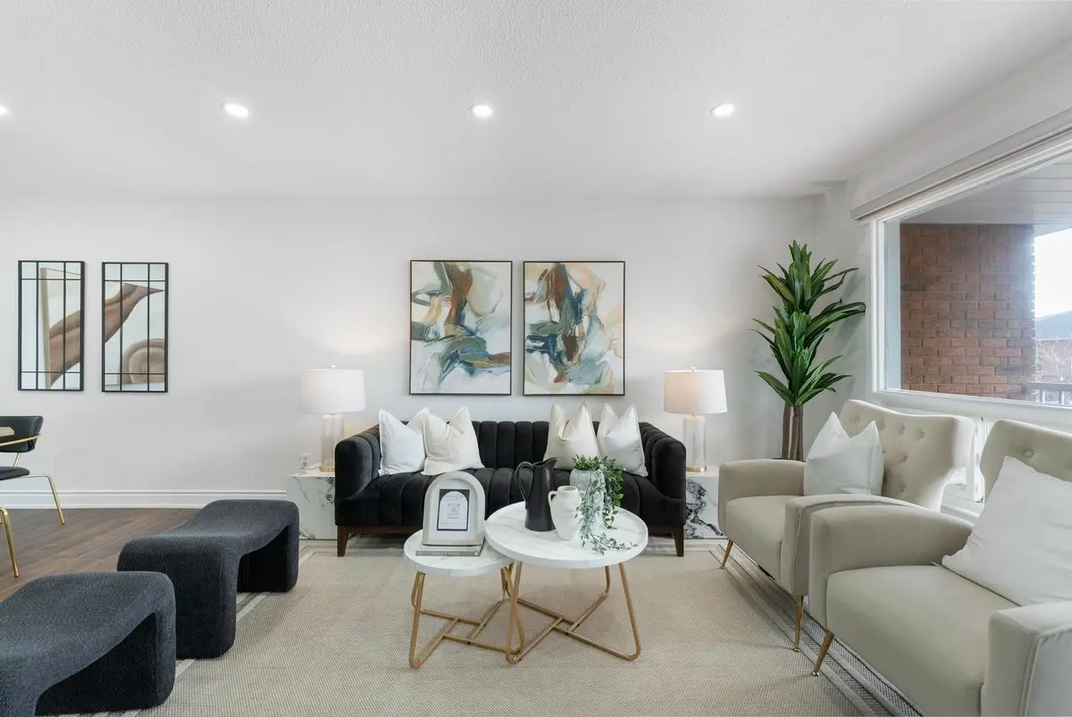 36 Jellicoe CRES, Brampton, ON L6S 3H8