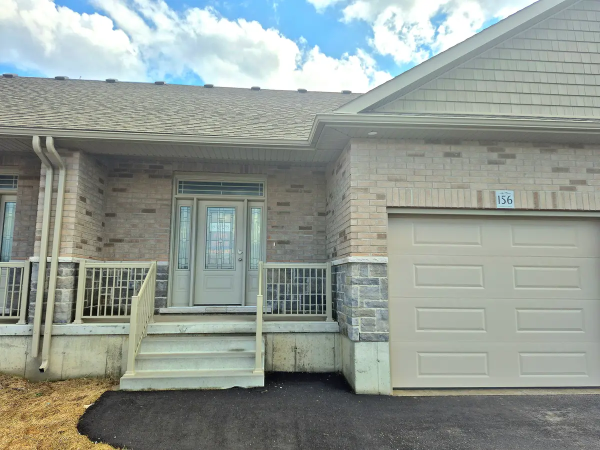 156 Appledene DR, Quinte West, ON K8V 6J3