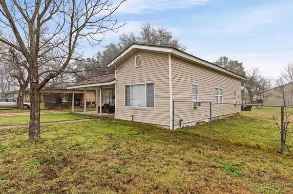 518 Clark, Marlin, TX 76661