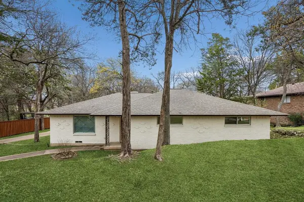 1106 Lady Lane,  Duncanville,  TX 75116