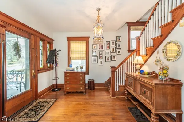 8 Appleton Rd, Bloomfield Twp., NJ 07003