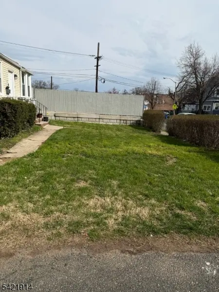 479 Prospect St, East Orange City, NJ 07017