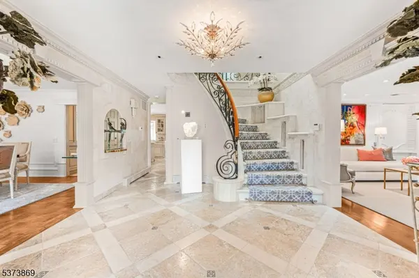 22 Fawn Dr, Montville Twp., NJ 07045