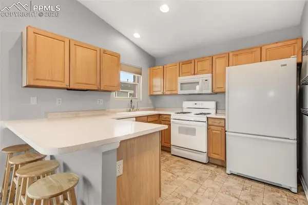 2338 Jeanette WAY, Colorado Springs, CO 80951