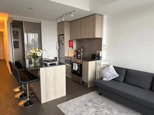 57 St Joseph ST #612, Toronto C01, ON M5S 0C5