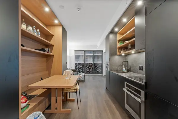 55 Charles ST E #3708, Toronto C08, ON M4Y 0J1