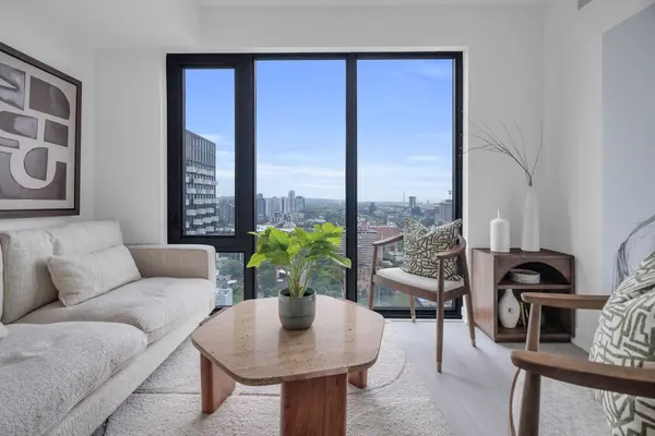 47 Mutual ST #3106, Toronto C08, ON M5B 0C6