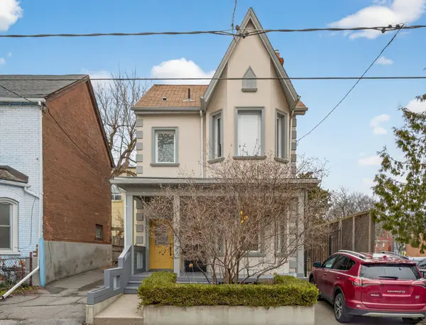 103 Manning AVE, Toronto C01, ON M6J 2K6