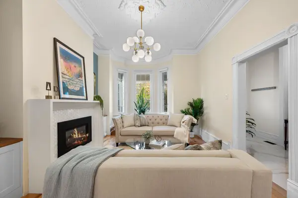 103 Manning AVE, Toronto C01, ON M6J 2K6