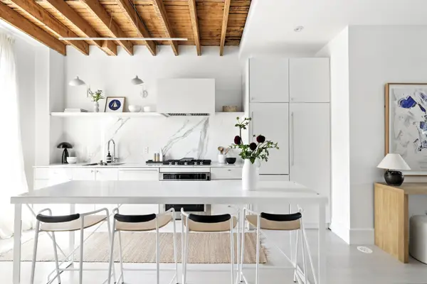 137 Munro ST, Toronto E01, ON M4M 2B8