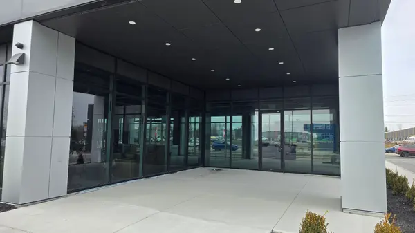 481 Taunton RD W #100, Oshawa, ON L1H 7K4