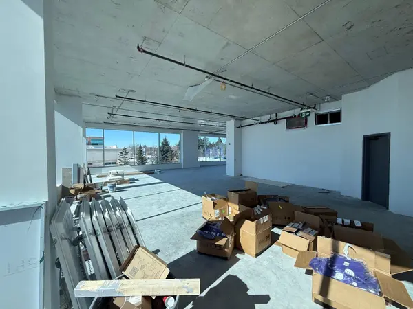 481 Taunton RD W #201, Oshawa, ON L1H 7K4