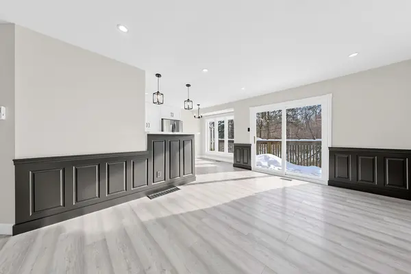 35 Anderson PL, Aurora, ON L4G 6G4