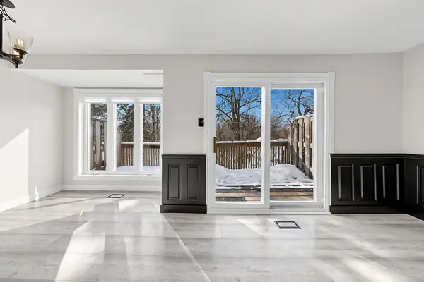 35 Anderson PL, Aurora, ON L4G 6G4