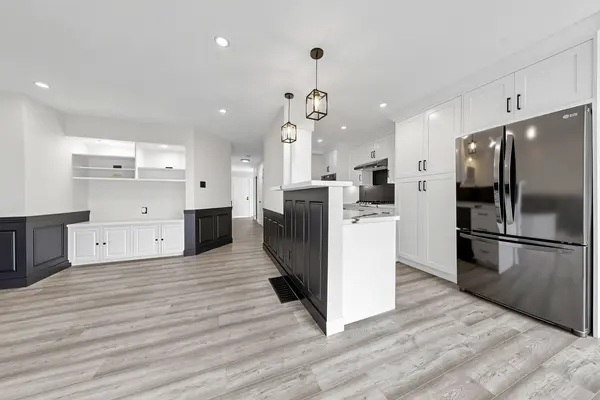 35 Anderson PL, Aurora, ON L4G 6G4