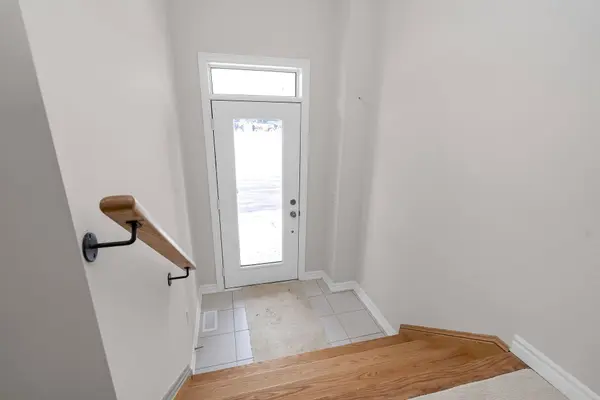 30 Radisson ST, Vaughan, ON L4H 5J3