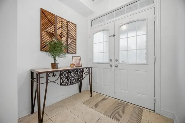 182 Chayna CRES, Vaughan, ON L6A 0L7