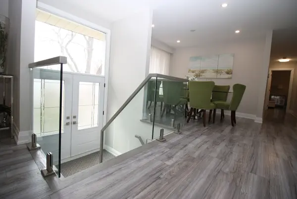 58 Maple Grove AVE, Richmond Hill, ON L4E 2V5