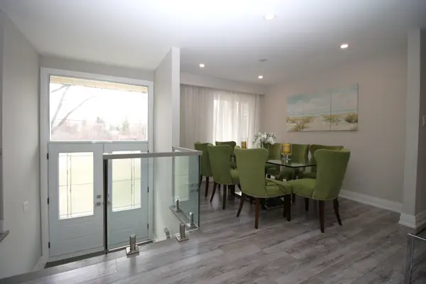 58 Maple Grove AVE, Richmond Hill, ON L4E 2V5