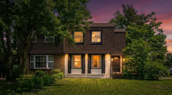 34 Kipling PL, Barrie, ON L4N 4W1