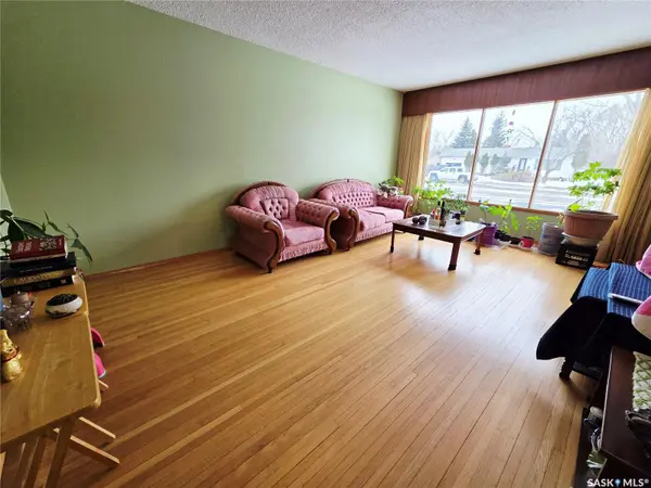 1147 Broadview ROAD, Esterhazy, SK S0A 0X0