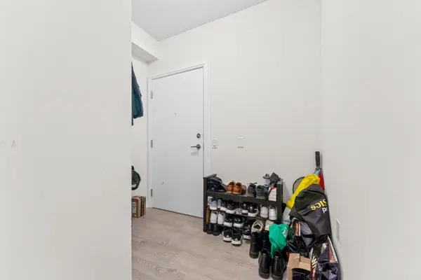 50 Thomas Riley RD #1102, Toronto W08, ON M9B 0C5