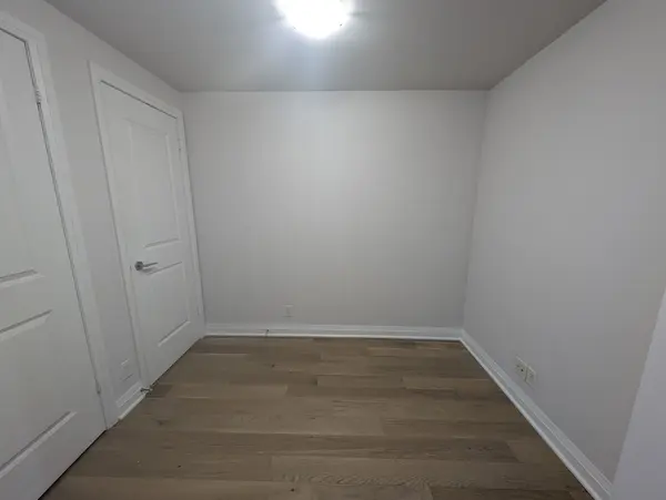 1055 Southdown RD #802, Mississauga, ON L5J 0A3