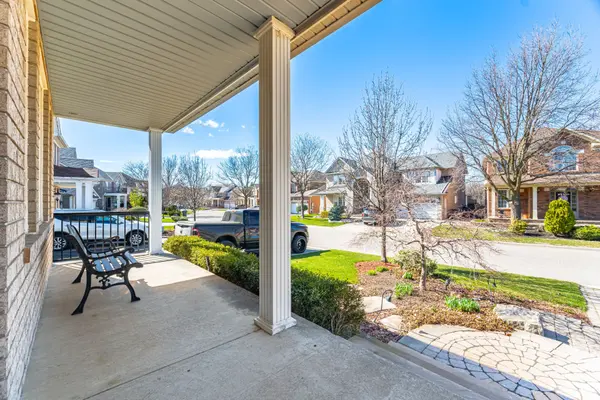 38 Maltby CT, Brampton, ON L6P 1A5