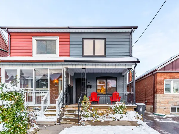 125 Kane AVE, Toronto W03, ON M6M 3N1