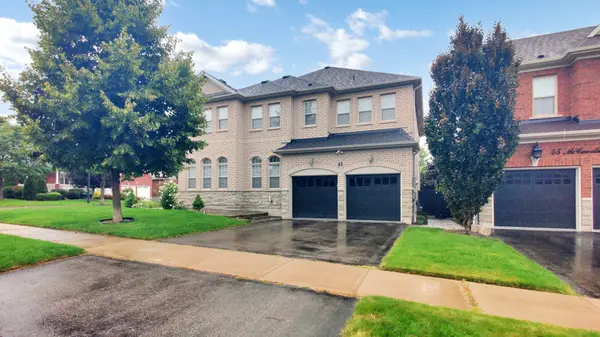 43 McCandless CT, Caledon, ON L7C 3R6