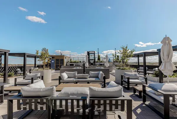 2333 Khalsa Gate #220, Oakville, ON L6M 0X7