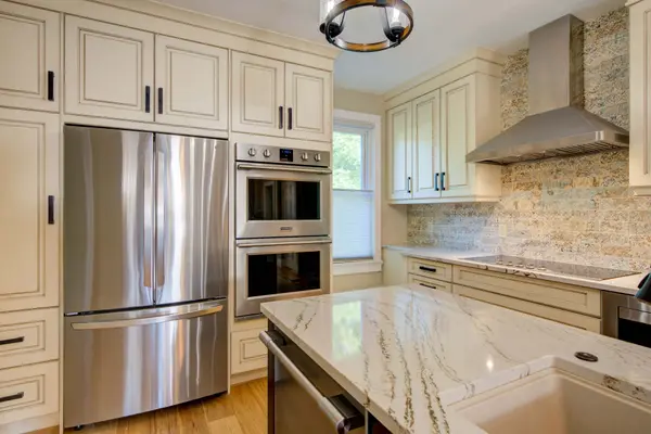 6 Spring ST, Westport, ON K0G 1X0