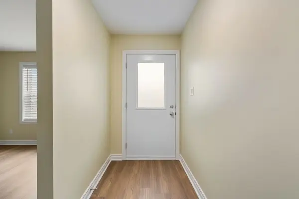 1234 Cumberland ST #B, Cornwall, ON K6J 4K5