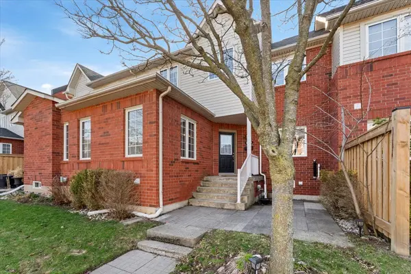 100 Beddoe DR #6, Hamilton, ON L8P 4Z2