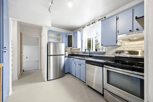 1223 Erie AVE, Hunt Club - South Keys And Area, ON K1V 6G5