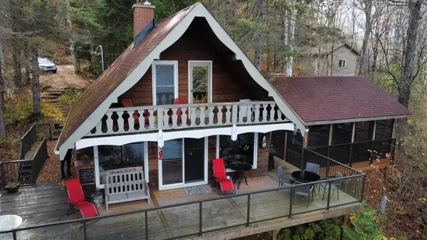 1038 Broken Paddle RD, Dysart Et Al, ON K0M 1S0