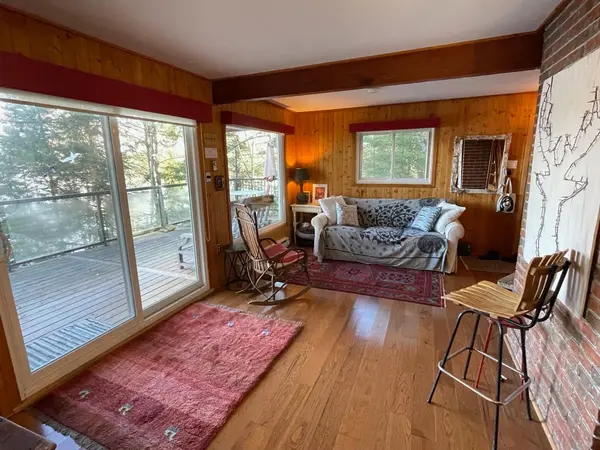 1038 Broken Paddle RD, Dysart Et Al, ON K0M 1S0