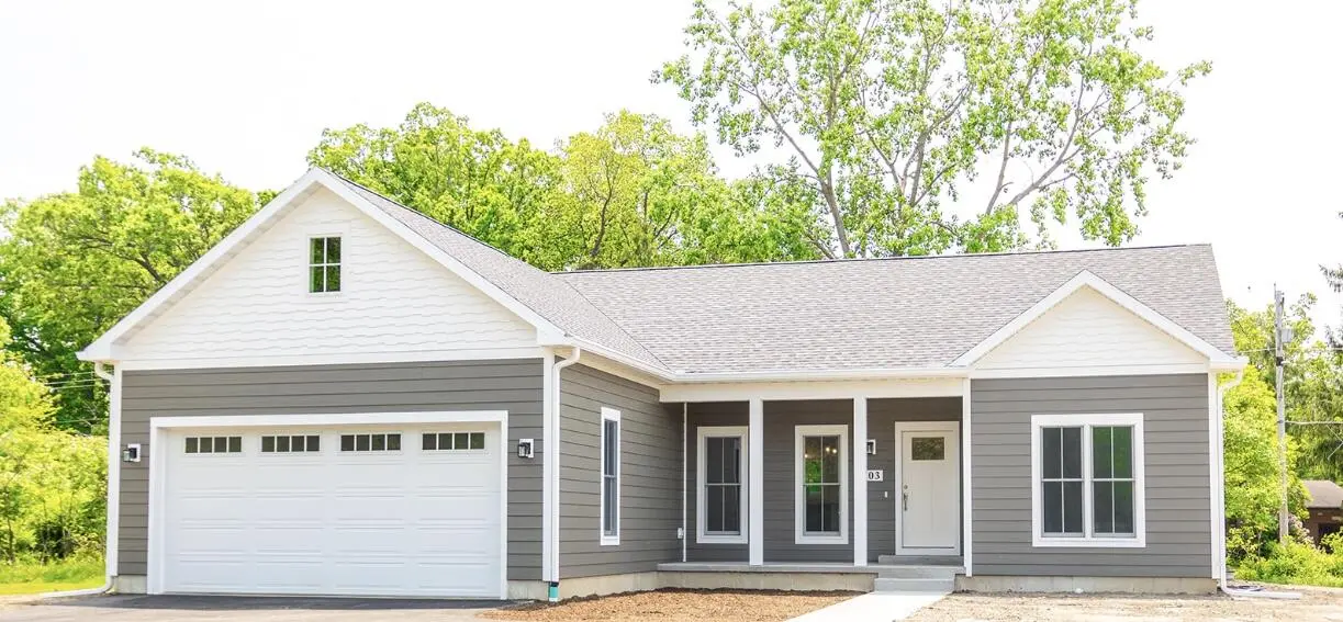 103 Diamond Point LN, New Buffalo City, MI 49117