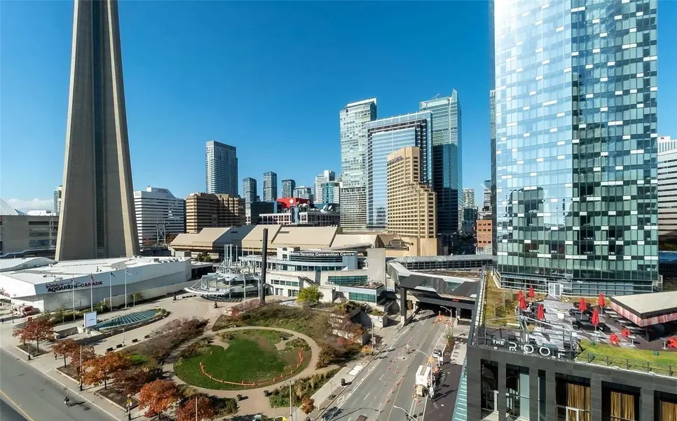 51 Lower Simcoe ST #1518, Toronto C01, ON M5J 3A2