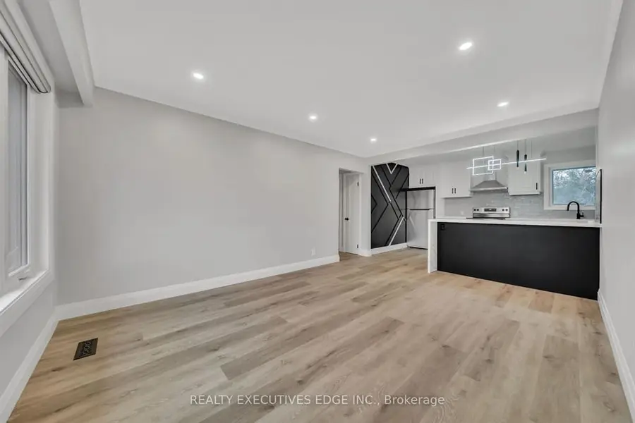 234 Stevenson ST N, Guelph, ON N1E 5B4