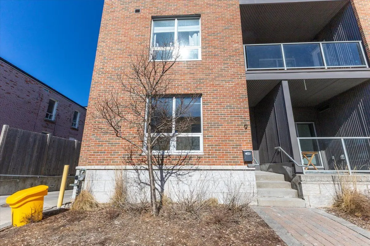 9 Balsam ST, West Centre Town, ON K1R 7K6