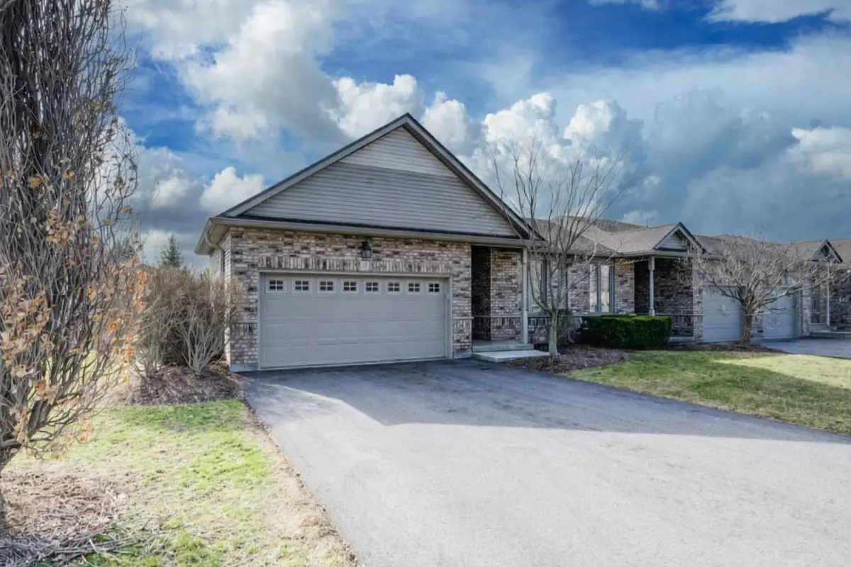 20 Isherwood AVE #17, Cambridge, ON N1R 8P9