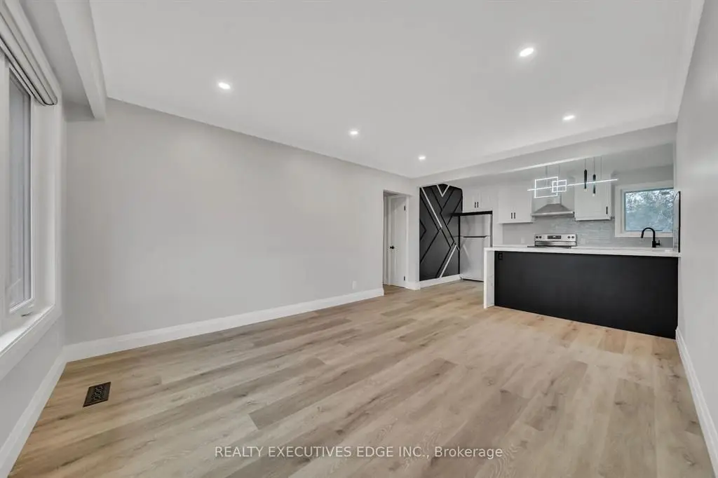 234 Stevenson ST N, Guelph, ON N1E 5B4