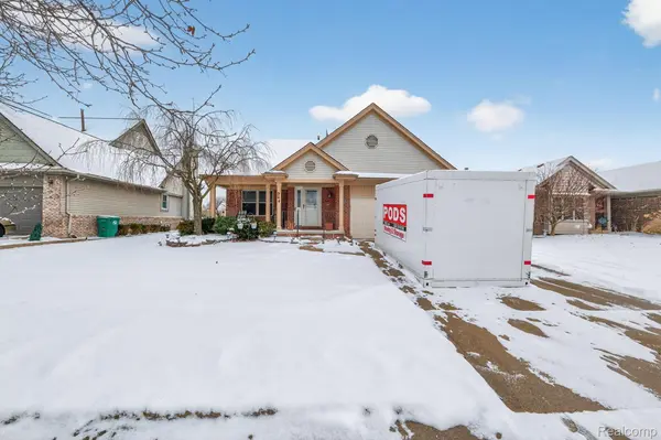 964 Henry Ruff Rd. RD, Garden City, MI 48135