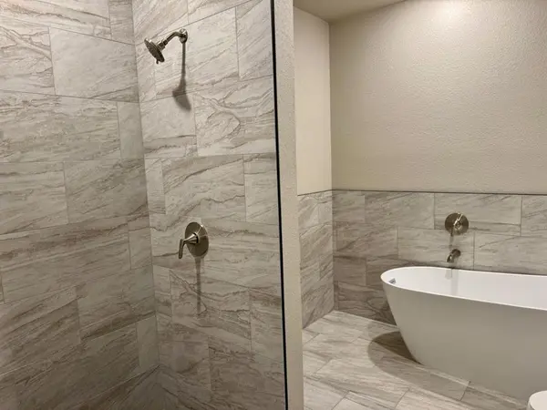 15512 Greenhouse Way, Lindale, TX 75771