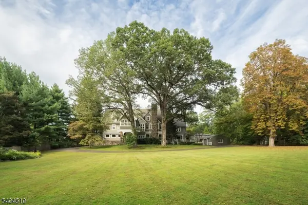 17 Three Gables Rd, Morris Twp., NJ 07960