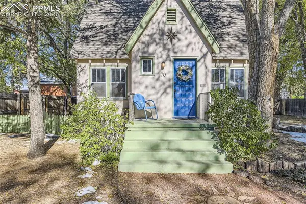 70 Cascade CT, Colorado Springs, CO 80907