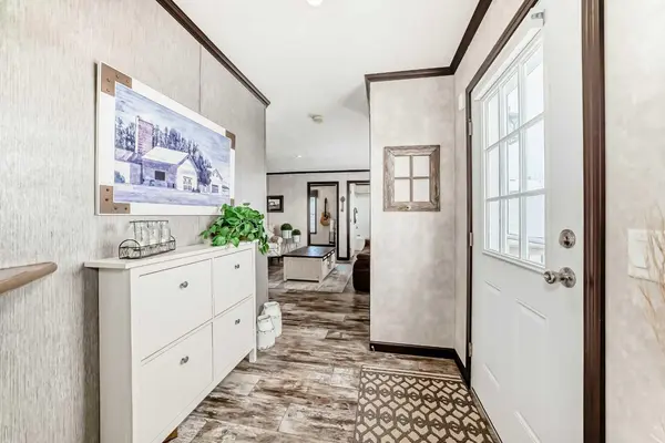 15 MACKENZIE RANCH WAY #131, Lacombe, AB T4L 0B4