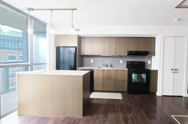 110 Charles ST E #1510, Toronto C08, ON M4Y 1T5